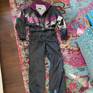 Like New Vintage FERA 80’s one piece ski suit
